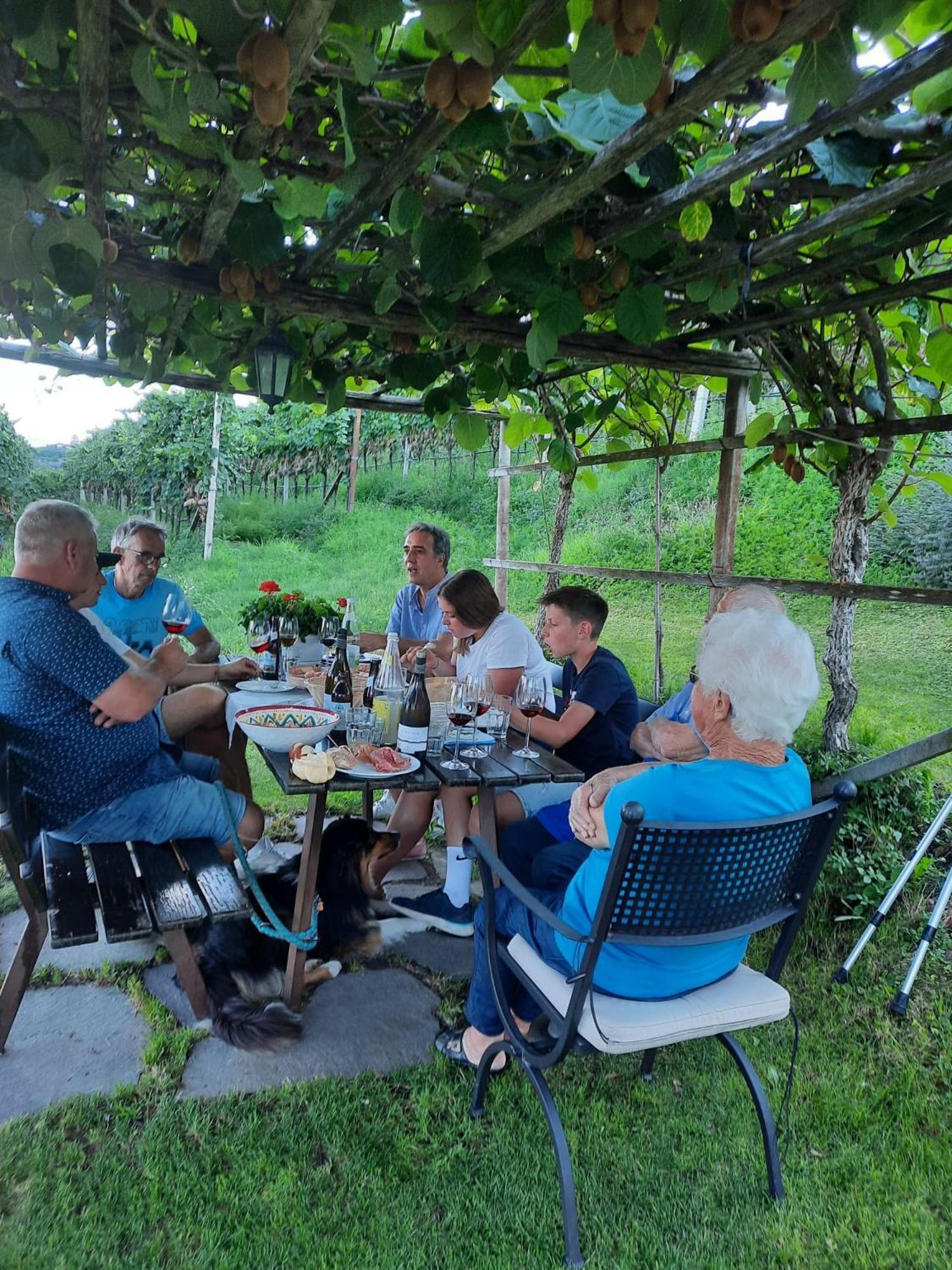 Ferienwohnung Weinhof Kager Missian Exterior foto