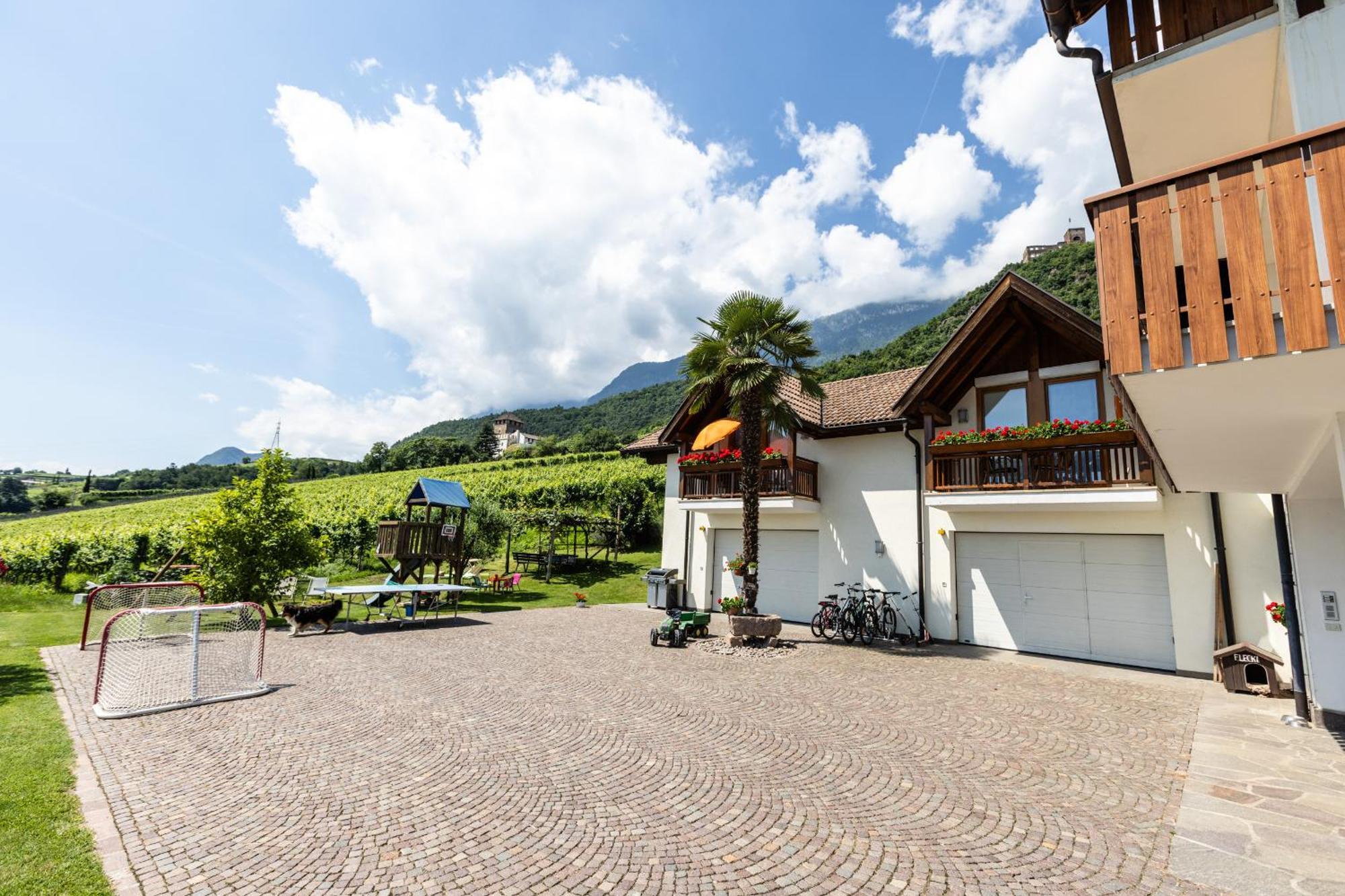 Ferienwohnung Weinhof Kager Missian Exterior foto